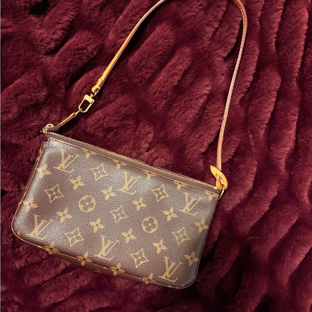 Louis Vuitton Monogram Clutch in Brown and Gold